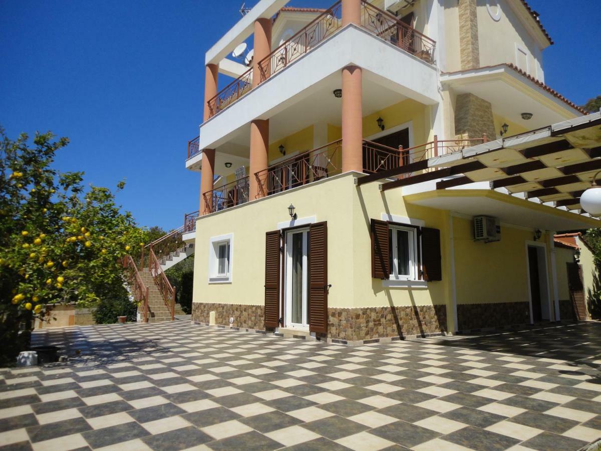 Villa Elpida Свороната Екстериор снимка