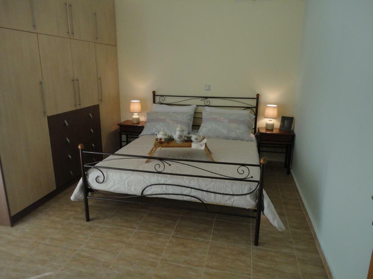 Villa Elpida Свороната Екстериор снимка