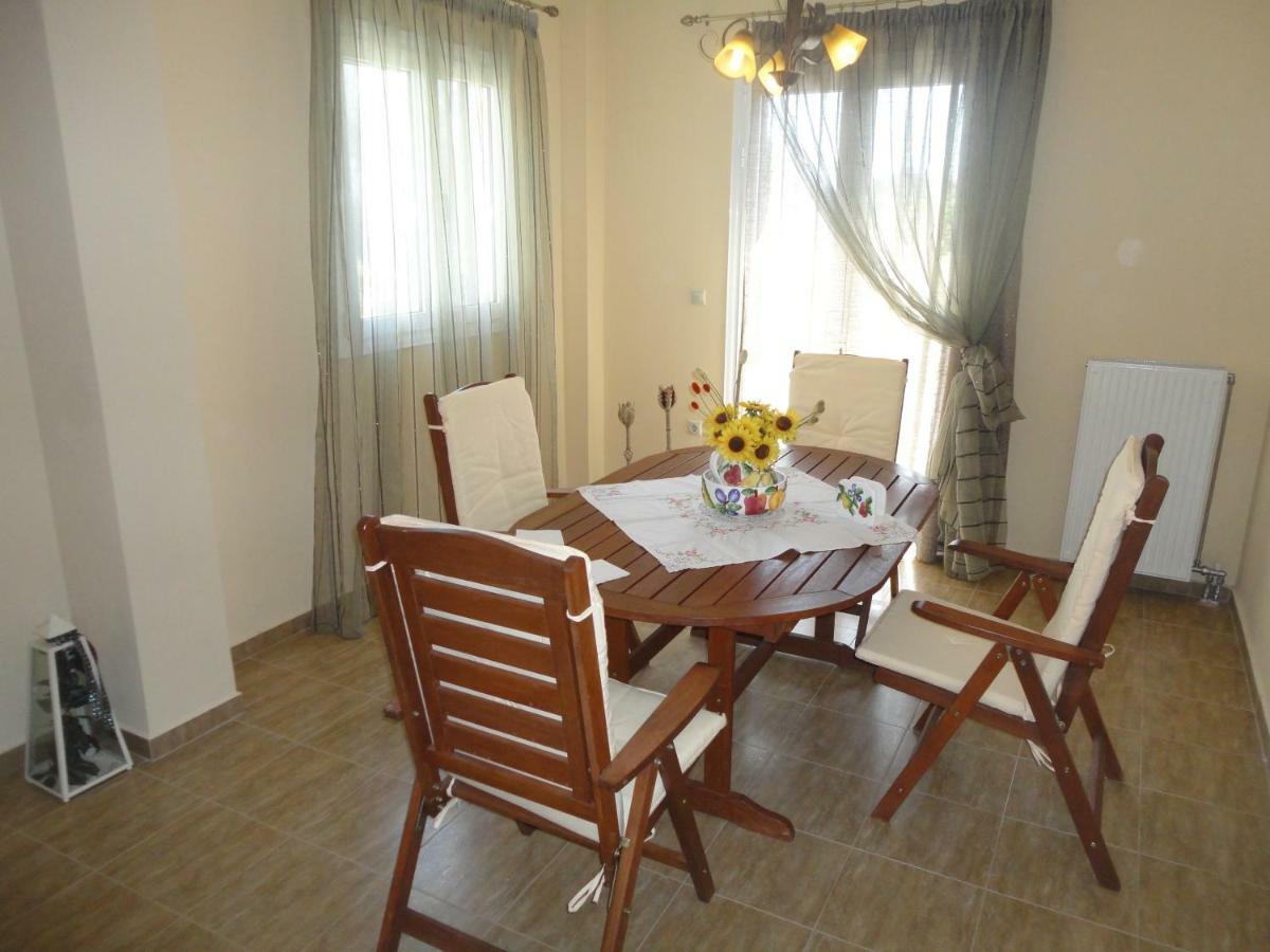 Villa Elpida Свороната Екстериор снимка