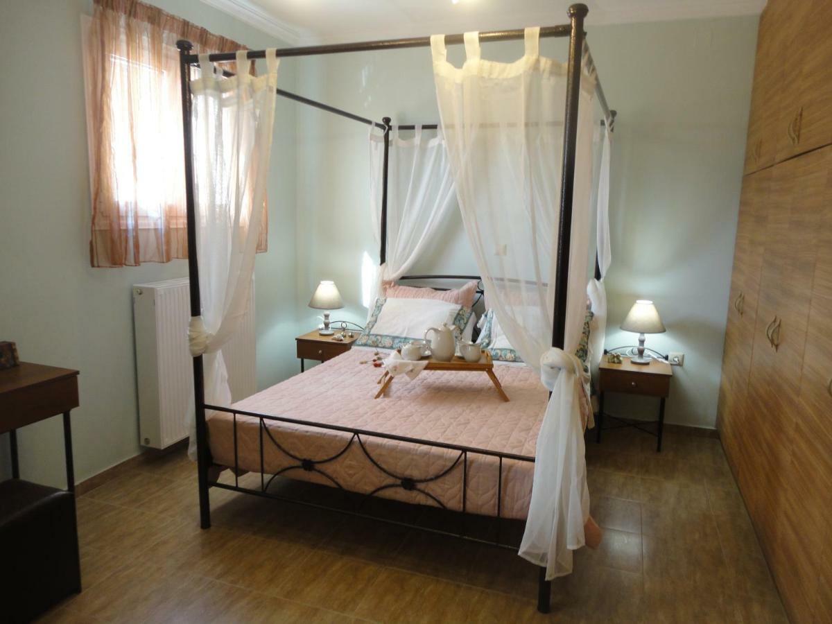 Villa Elpida Свороната Екстериор снимка