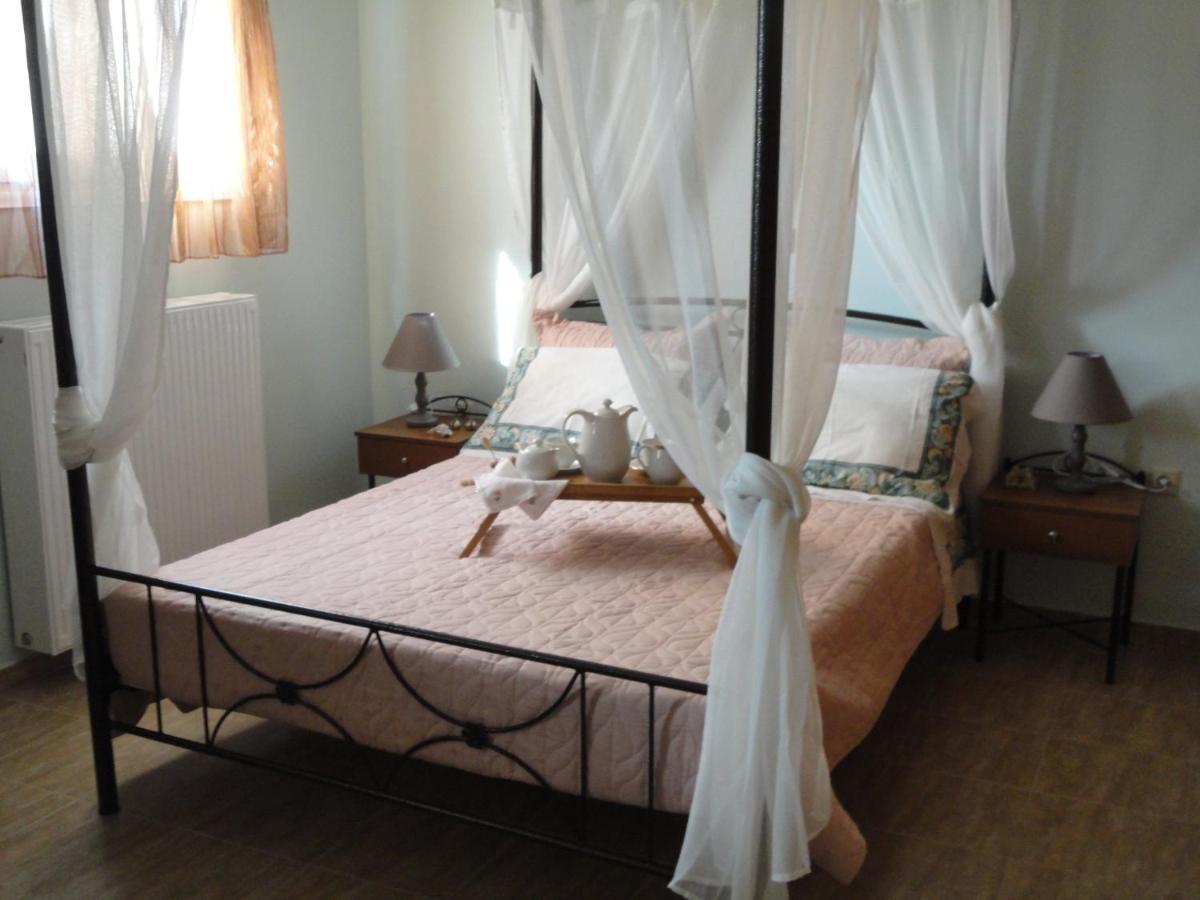 Villa Elpida Свороната Екстериор снимка